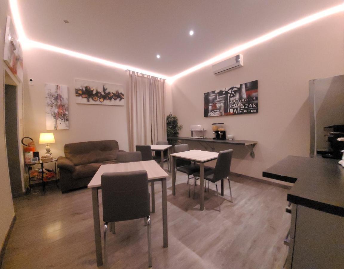 Romantic Dreams Sistina Guest House Екстериор снимка