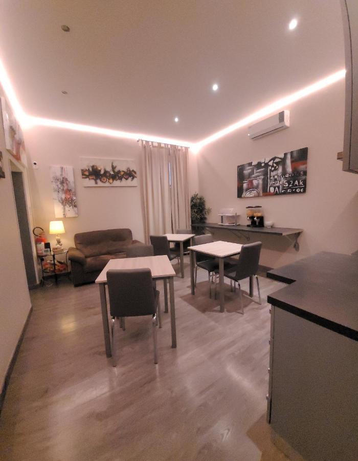 Romantic Dreams Sistina Guest House Екстериор снимка